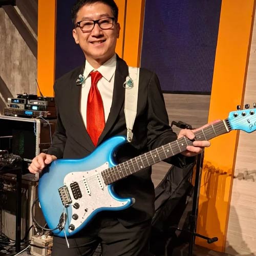 19 Artist - Daniel Aliang